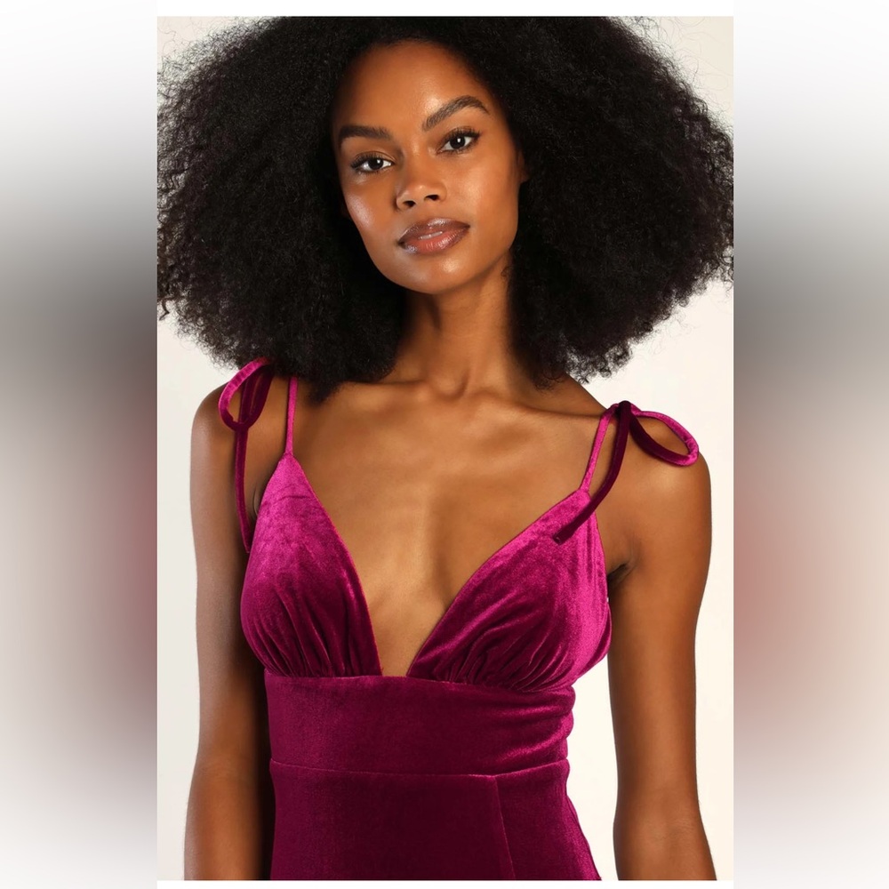 🆕 Lulu's Berry PinkVelvet Dress - Picture 4 of 13